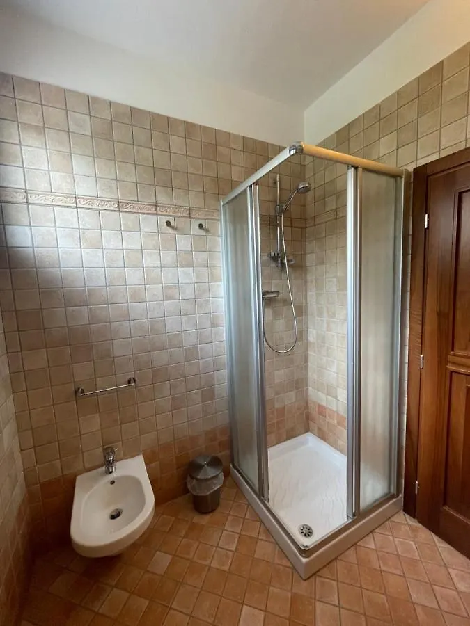 Holiday home Terraced House With Garden In Dongo - Larihome A13 Italy